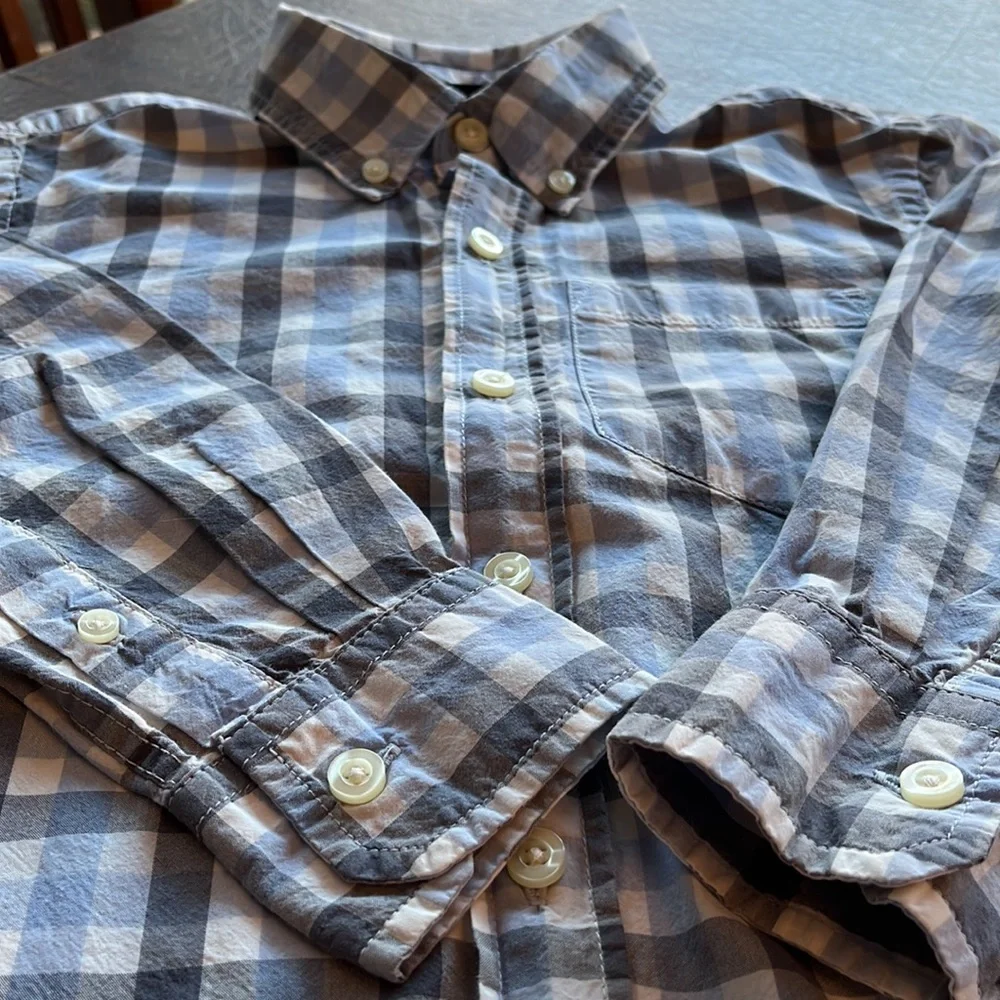 GAP | Long Sleeve Button Down Shirt sz S (6-7)